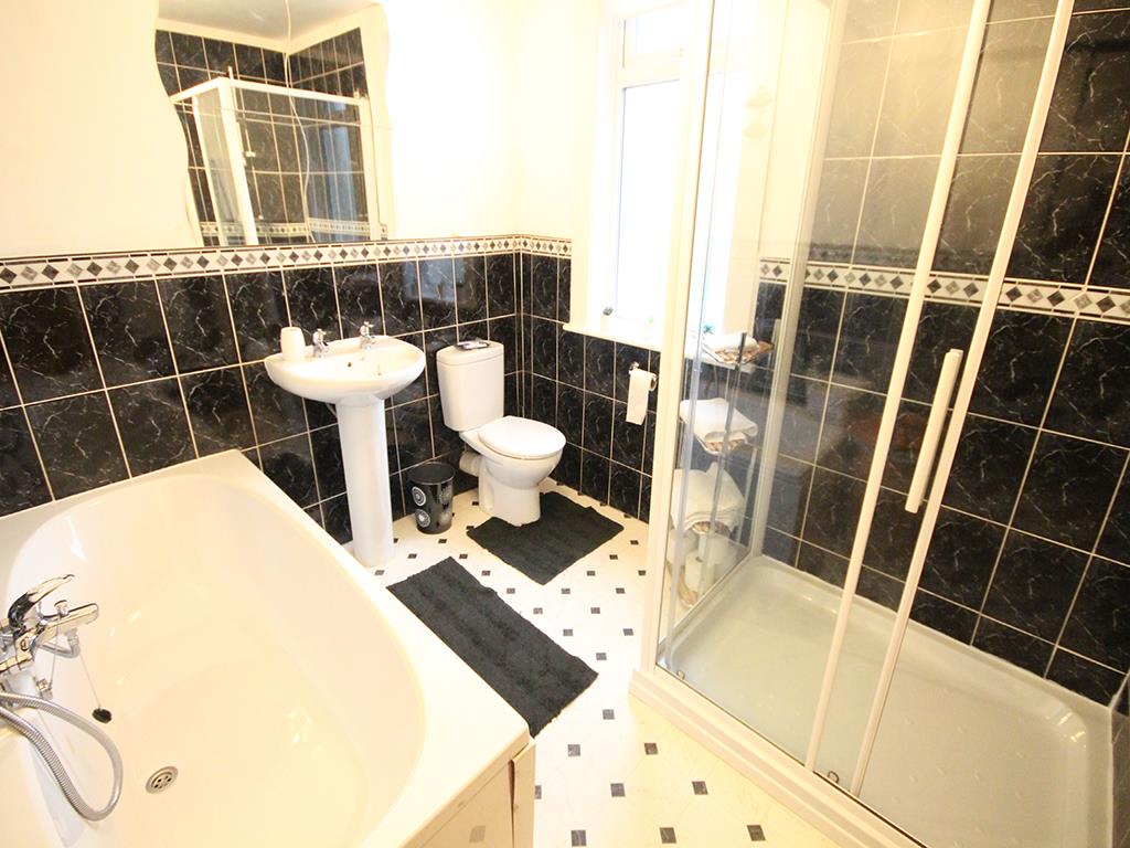 2 bedroom apartment Let Agreed in Barnoldswick - 2016-01-11 14.43.34.jpg